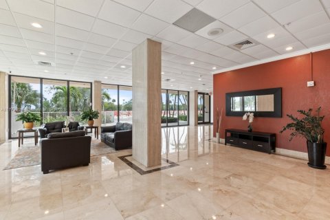 Condo in Sunny Isles Beach, Florida, 1 bedroom  № 1862109 - photo 14