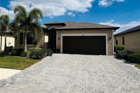 Casa en Port Charlotte, Florida 4 dormitorios, 188.78 m2 № 2108134