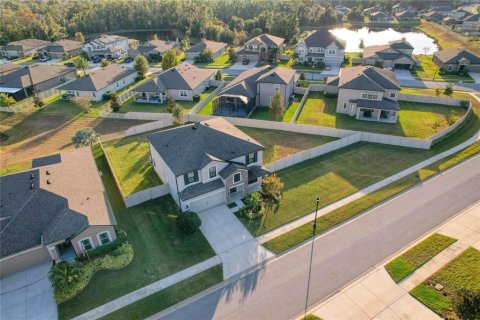 Купить виллу или дом в Спринг-Хилл, Флорида 12 комнат, 268.49м2, № 2141906 - фото 13