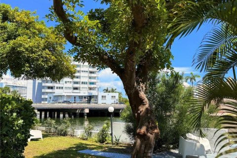 Copropriété à louer à Miami Beach, Floride: 1 chambre, 65.03 m2 № 1964317 - photo 26