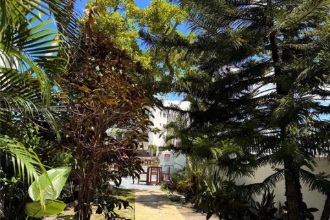 Copropriété à louer à Miami Beach, Floride: 1 chambre, 65.03 m2 № 1964317 - photo 30