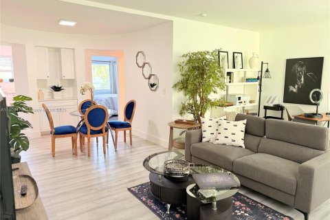 Copropriété à louer à Miami Beach, Floride: 1 chambre, 65.03 m2 № 1964317 - photo 6