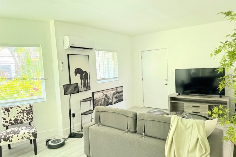 Copropriété à louer à Miami Beach, Floride: 1 chambre, 65.03 m2 № 1964317 - photo 8