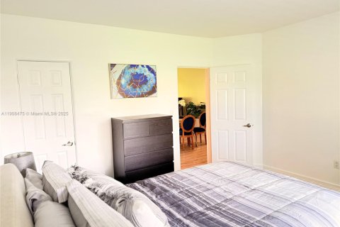 Copropriété à louer à Miami Beach, Floride: 1 chambre, 65.03 m2 № 1964317 - photo 22