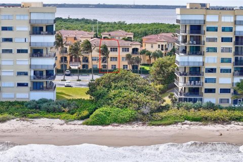 Townhouse in Jensen Beach, Florida 4 bedrooms, 194.82 sq.m. № 2082115 - photo 26