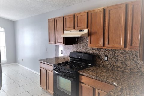 House in Orlando, Florida 3 bedrooms, 134.71 sq.m. № 2100221 - photo 8