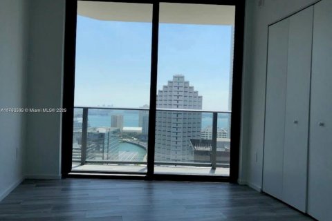 Condominio en venta en Miami, Florida, 2 dormitorios, 107.02 m2 № 1863992 - foto 13