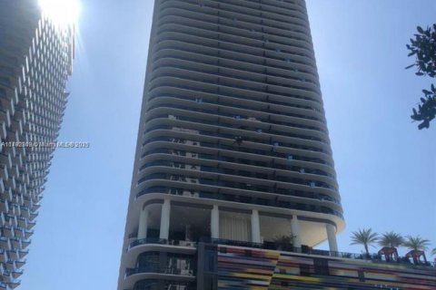 Condominio en venta en Miami, Florida, 2 dormitorios, 107.02 m2 № 1863992 - foto 2