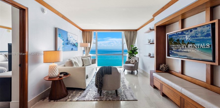 Condominio en Miami Beach, Florida, 2 dormitorios № 1391598