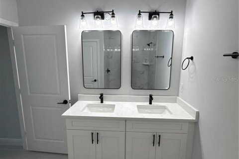 Casa en alquiler en Englewood, Florida, 4 dormitorios, 151.99 m2 № 1803835 - foto 5