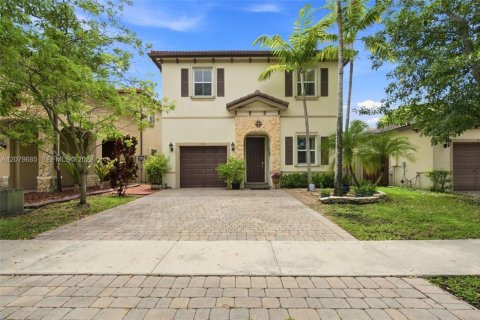 Casa en Homestead, Florida 4 dormitorios, 186.45 m2 № 2379910