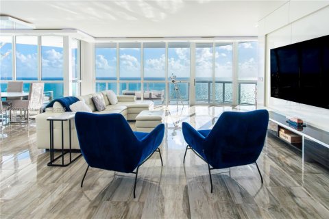 Condo in Sunny Isles Beach, Florida, 4 bedrooms  № 1945440 - photo 4