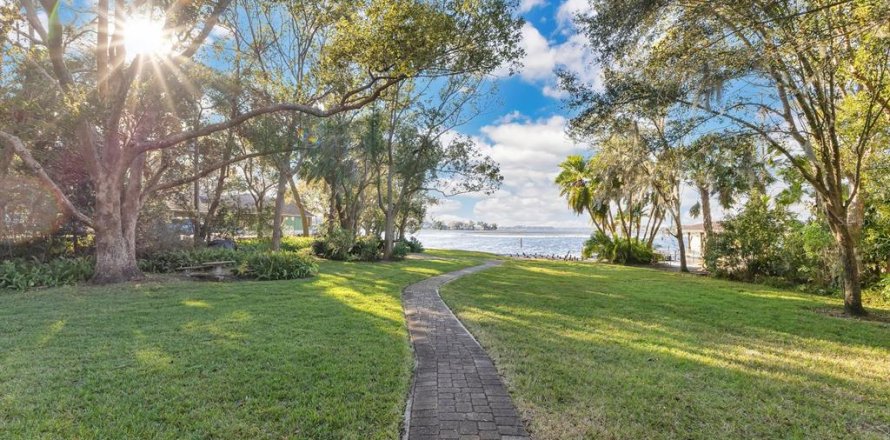 Land in Windermere, Florida № 1513174