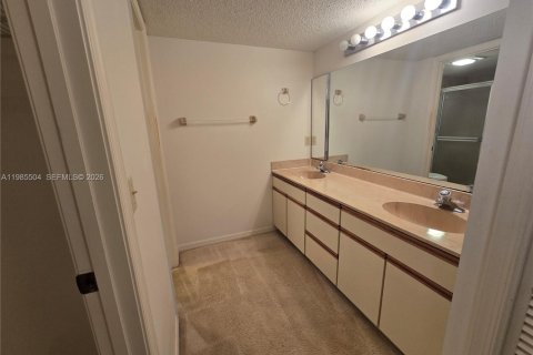 Condominio en venta en Stuart, Florida, 2 dormitorios, 125.51 m2 № 2047321 - foto 13