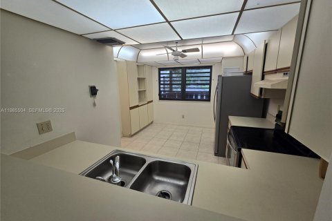 Condominio en venta en Stuart, Florida, 2 dormitorios, 125.51 m2 № 2047321 - foto 10