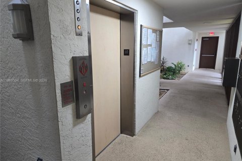 Condominio en venta en Stuart, Florida, 2 dormitorios, 125.51 m2 № 2047321 - foto 5
