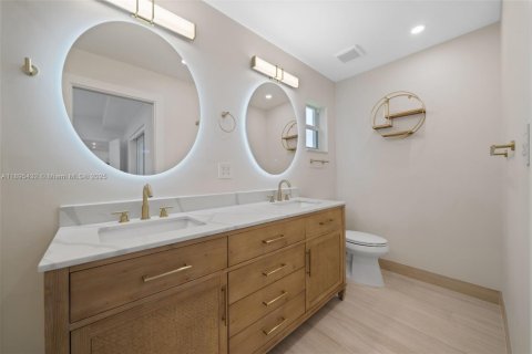 Снять в аренду виллу или дом в Холливуд, Флорида 4 спальни, 178м2, № 1950054 - фото 17