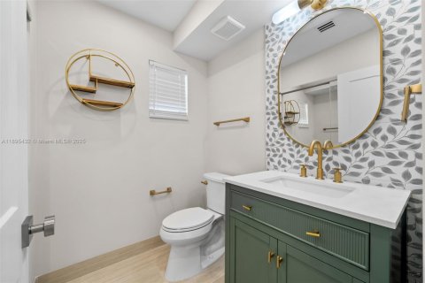 Снять в аренду виллу или дом в Холливуд, Флорида 4 спальни, 178м2, № 1950054 - фото 13