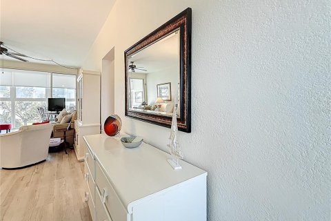 Condo in Saint Pete Beach, Florida, 1 bedroom  № 1658698 - photo 20