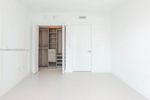 Copropriété à vendre à Miami, Floride: 2 chambres, 101.08 m2 № 1957713 - photo 7