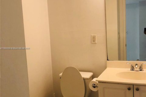 Copropriété à louer à Sunny Isles Beach, Floride: 1 chambre, 93.37 m2 № 1890334 - photo 4