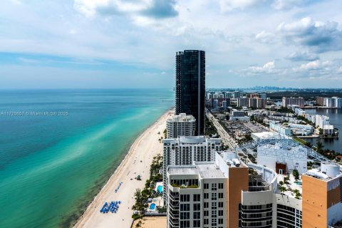 Copropriété à louer à Sunny Isles Beach, Floride: 5 chambres, 249.16 m2 № 1702199 - photo 4