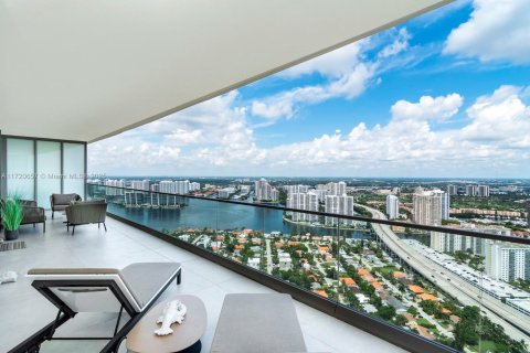 Copropriété à louer à Sunny Isles Beach, Floride: 5 chambres, 249.16 m2 № 1702199 - photo 7
