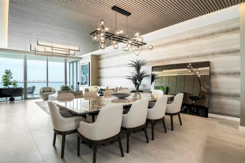 Copropriété à louer à Sunny Isles Beach, Floride: 5 chambres, 249.16 m2 № 1702199 - photo 17