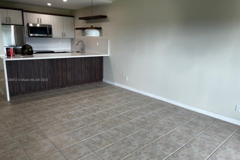 Condo in Cooper City, Florida, 1 bedroom  № 1797118 - photo 3