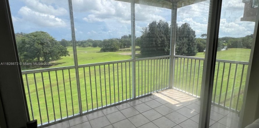 Condo in Cooper City, Florida, 1 bedroom  № 1797118