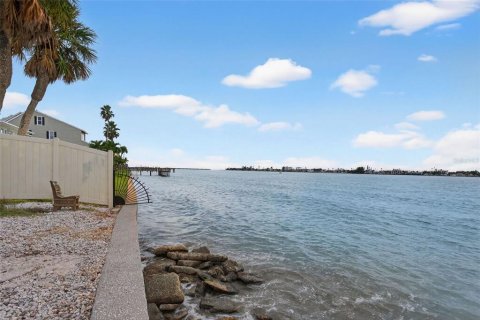 Copropriété à vendre à Tierra Verde, Floride: 3 chambres, 181.62 m2 № 2235653 - photo 30