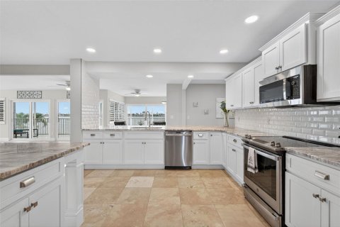 Copropriété à vendre à Tierra Verde, Floride: 3 chambres, 181.62 m2 № 2235653 - photo 9