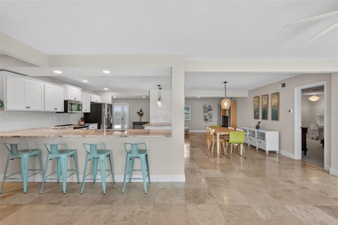 Copropriété à vendre à Tierra Verde, Floride: 3 chambres, 181.62 m2 № 2235653 - photo 12