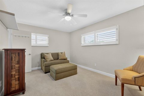 Copropriété à vendre à Tierra Verde, Floride: 3 chambres, 181.62 m2 № 2235653 - photo 23