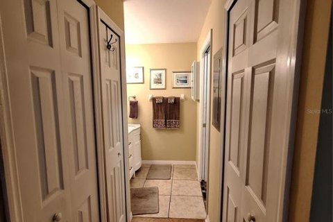 Copropriété à louer à North Port, Floride: 2 chambres, 108.51 m2 № 1797991 - photo 15