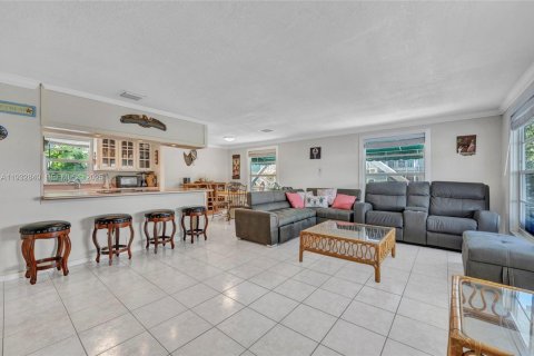 Снять в аренду квартиру в Ки-Ларго, Флорида 2 спальни, 100.33м2, № 1991768 - фото 11