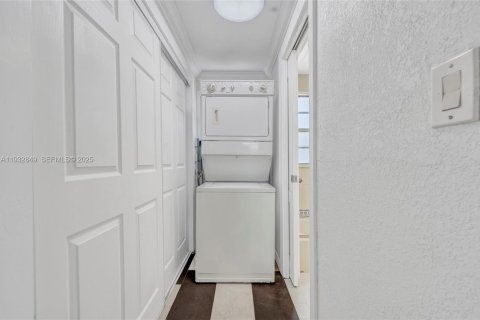 Снять в аренду квартиру в Ки-Ларго, Флорида 2 спальни, 100.33м2, № 1991768 - фото 19