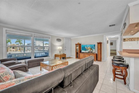 Снять в аренду квартиру в Ки-Ларго, Флорида 2 спальни, 100.33м2, № 1991768 - фото 9