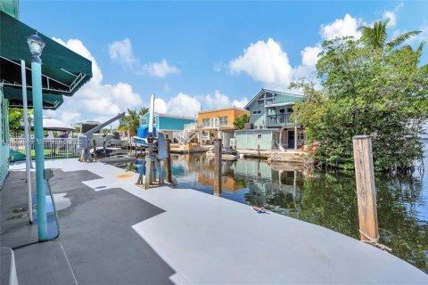 Снять в аренду квартиру в Ки-Ларго, Флорида 2 спальни, 100.33м2, № 1991768 - фото 30