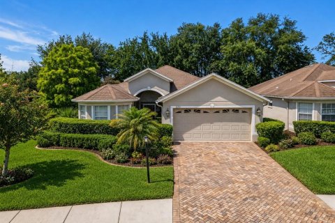 House in Hudson, Florida 3 bedrooms, 159.42 sq.m. № 2315249