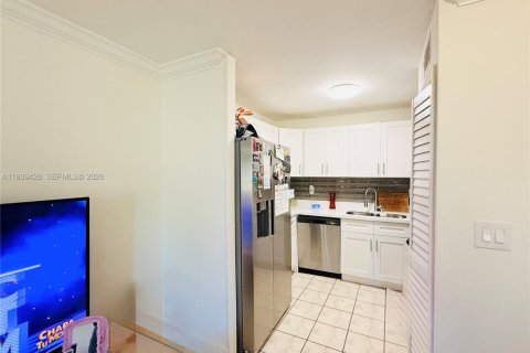 Купить кондоминиум в Корал-Спрингс, Флорида 2 спальни, 74.32м2, № 1997430 - фото 8