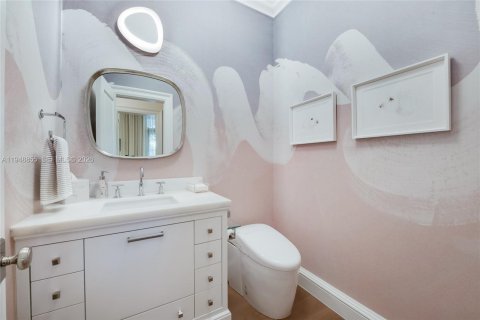 Купить таунхаус в Корал-Гейблс, Флорида 4 спальни, 379.04м2, № 2008926 - фото 7