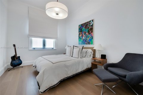 Купить таунхаус в Корал-Гейблс, Флорида 4 спальни, 379.04м2, № 2008926 - фото 19