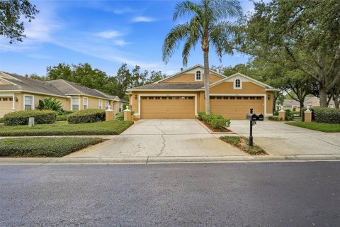 Villa ou maison à vendre à Tampa, Floride: 2 chambres, 144.18 m2 № 2348194 - photo 2