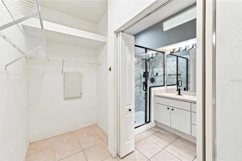 Villa ou maison à vendre à Tampa, Floride: 2 chambres, 144.18 m2 № 2348194 - photo 28