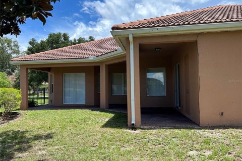 House in Kissimmee, Florida 5 bedrooms, 251.67 sq.m. № 1836953 - photo 5