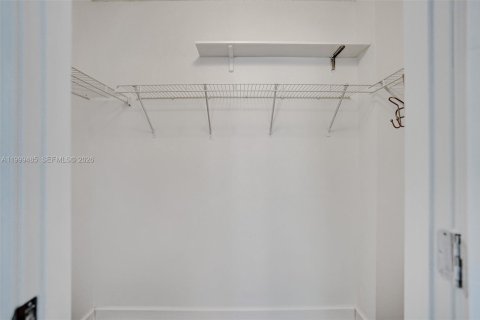 House in Cooper City, Florida 3 bedrooms, 201.13 sq.m. № 2066202 - photo 28