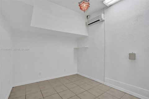 House in Cooper City, Florida 3 bedrooms, 201.13 sq.m. № 2066202 - photo 30