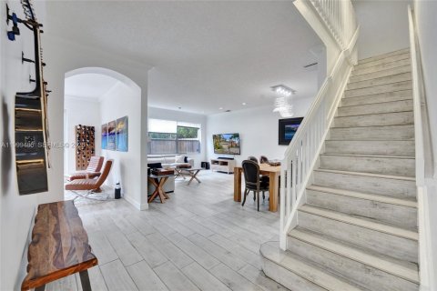 House in Cooper City, Florida 3 bedrooms, 201.13 sq.m. № 2066202 - photo 14