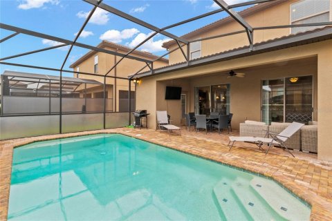 Villa ou maison à louer à Kissimmee, Floride: 5 chambres, 243.59 m2 № 1900818 - photo 3